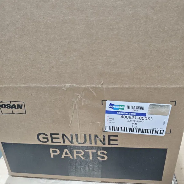 Water Pump DV11 400921-00033 65.06500-6173 Doosan Engine Water Pump Ass′ Y photo-4