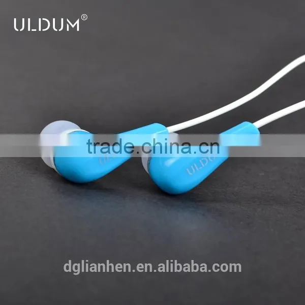 Earphone ULDUM 2013 Universal in Ear Earphone With Mic for Any Smarphone photo-4