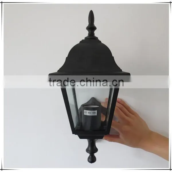 Honb-B147 IP44 60w 100w Hot Sell Garden Light Fitting