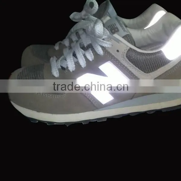 0.8mm Grey Synthetic Reflective pu Leather for Shoes Cover photo-3