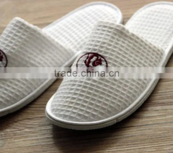 Winter Warm Washable Hotel Slipper Made by Waffle Thick Sponge Eva Sole Slipper photo-4