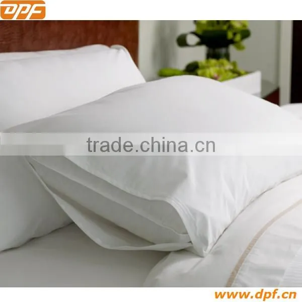 Hotel pillow protector with zipper