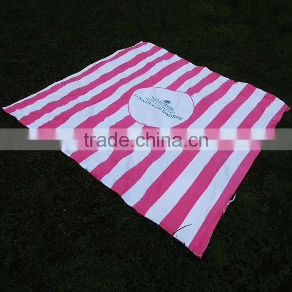 Cotton Flannel With Brush Reactive Printing Customized Logo 3 in 1 Blanket Into Tote With Carry Bag Beach Blanket photo-5