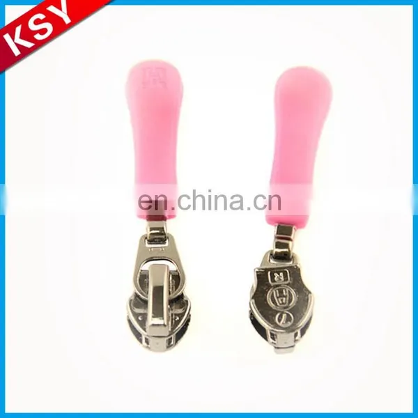 Fashion Custom Rubber Zipper Pull for Bags photo-5