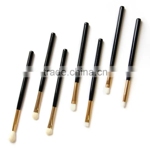 7pcs Wood Handle High Light Makeup Brush for Professional Makeuo Dresser photo-2