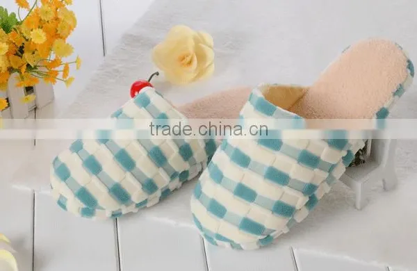 Fashion Promotional Plush Women Fancy Slippers on Sale Grid Slippers photo-4