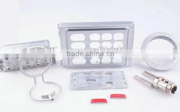 CNC High Precision Factory Price Cast and Forged Auto Aluminum Die Casting Part photo-2