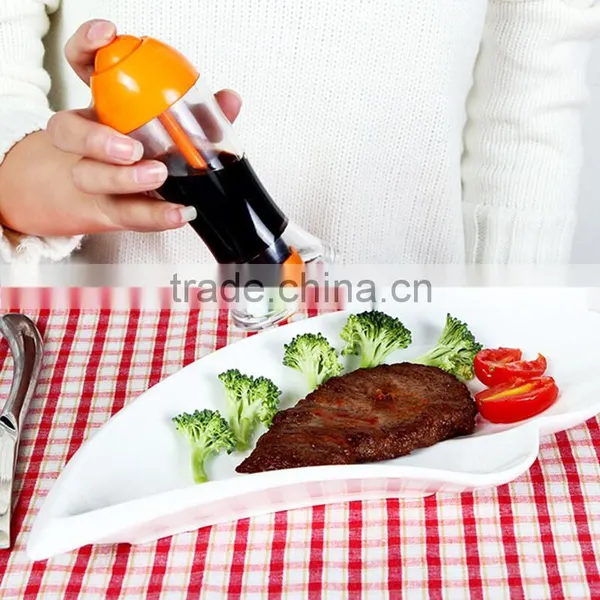 New Kitchen Cooking Tools Multifunctional Olive Oil Spray Bottle Soy Sauce Vinegar Dispenser Outdoor BBQ Home Spray Bottles photo-3