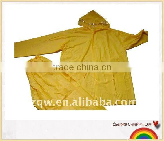 Adult Fashionable Rainsuit 100% Clear Pvc Suit Set