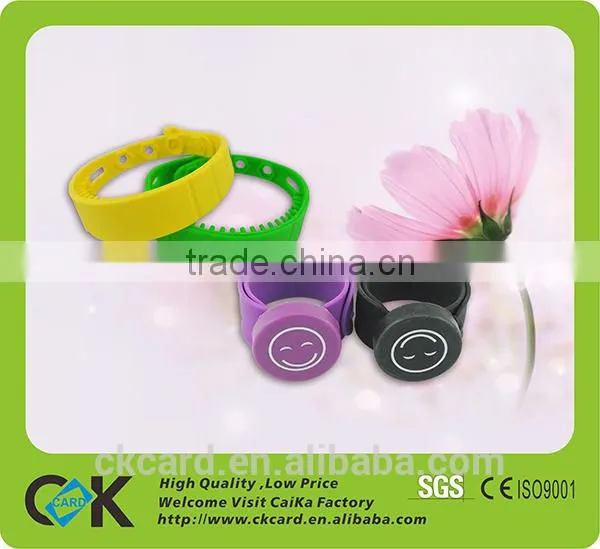 Wholesale Waterproof Silicone Sport Bracelet/RFID Bracelet photo-5