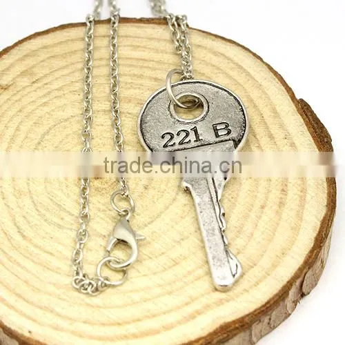Best Selling Fashion Factory Jewellry Silver Plated Key Pendant Necklace photo-3