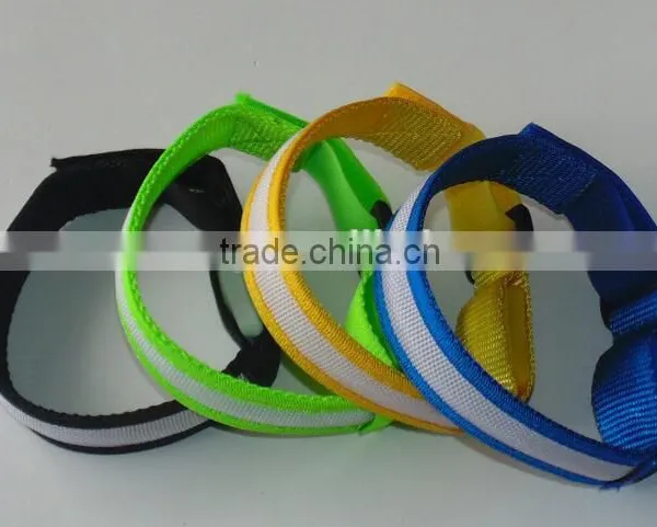 2016 Hot Selling Glowing LED Flashing LED Bangles & Glowing LED Bracelets photo-2