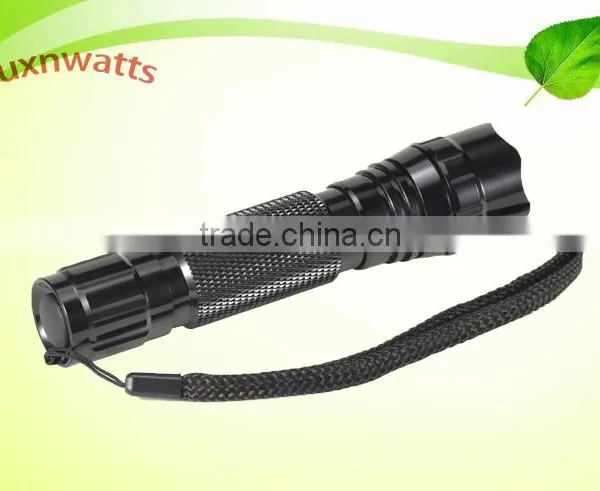 Low Price Energy-saving Handheld Flashlight Rechargeable Torch Light photo-3