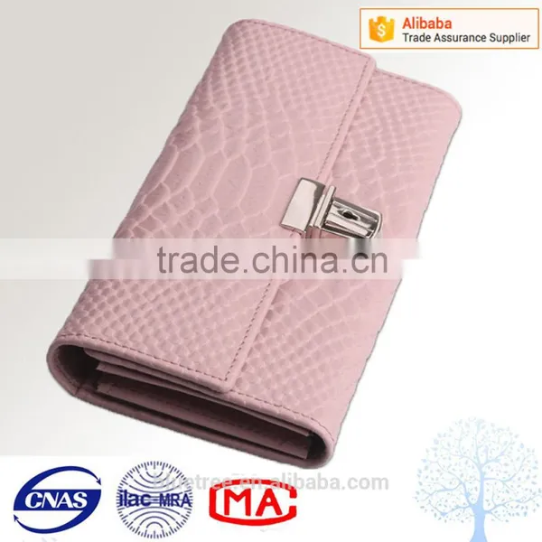 Embossed Snake Pattern in Second Grain Tough Leather Wallet With Lock photo-2