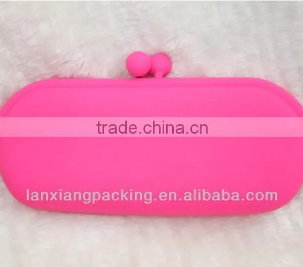 Various Design Fashionable Button Silicone Purse