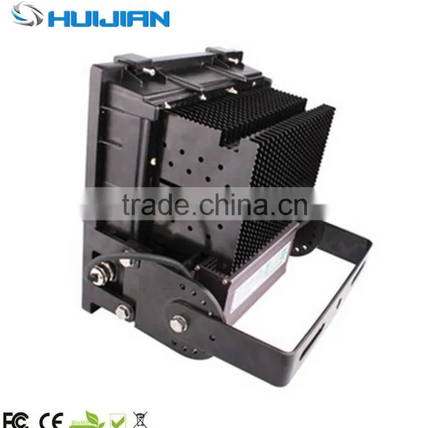 CE,ROHS Powerful Led Flood Light Outdoor Lighting 200W photo-2