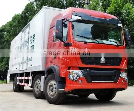 HOWO T5G MAN Engine 240HP Euro4 6X2 Motor Truck / Cargo Van Truck photo-1