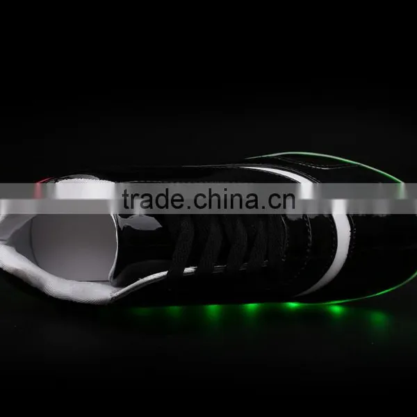 Wholesale Fashion Led Luminous Shoes Night Light Sneaker photo-4