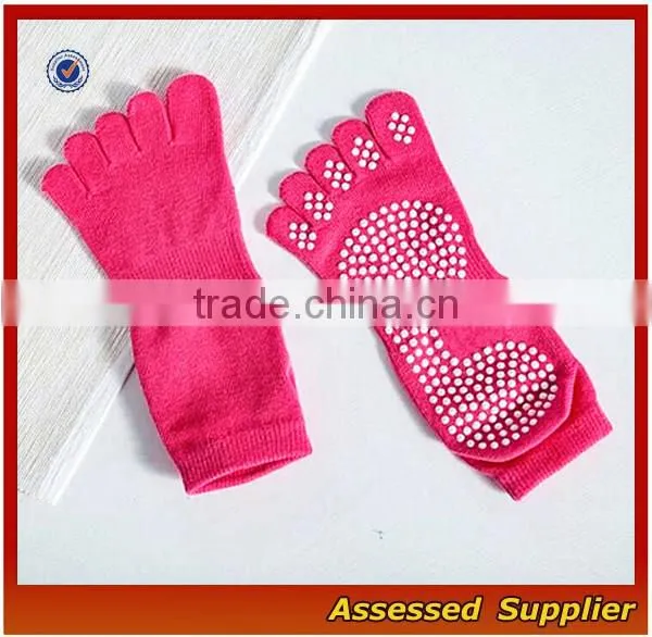 WH-131 Hot Sale Cotton Barre Cozy Sports Yoga Sock, Custom Made Logo Indoor Women Sport Pilates Socks photo-5