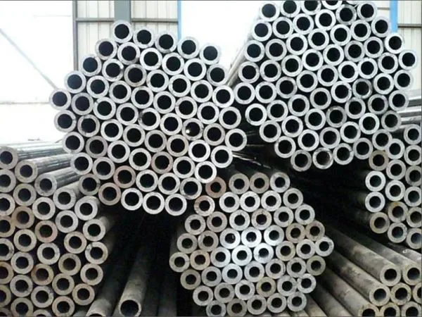 Used As Tubing And Casing Pipelines Varnish Seamless Steel Pipes