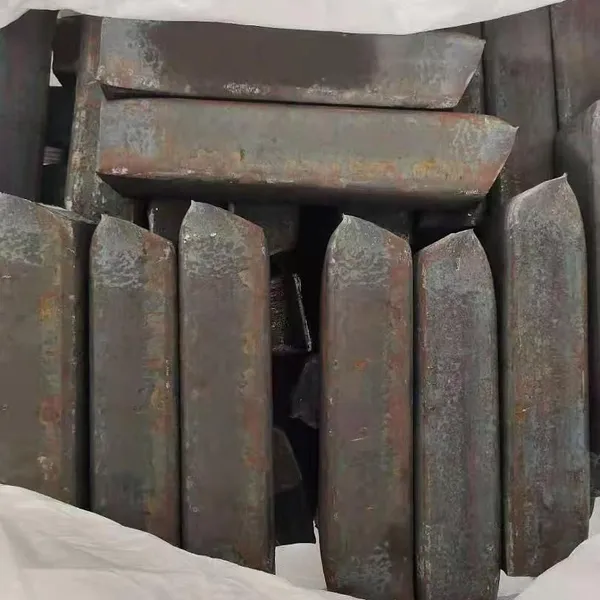 Barre carrée en fer pur revêtue anti-rouille, matériau brut à bas carbone pour le soudage et le forgeage de pièces magnétiques