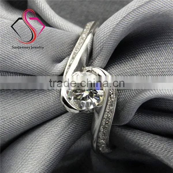 Round Brilliant Cut Forever One Moissanite 1 Carat 6.5mm Center Rose Style 14k 18k White Yellow Gold Diamond Engagement Ring photo-4