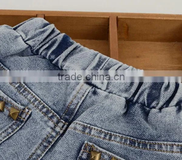 Wholesale Fashion Korean Baby Girl Clothes 2016 New Summer Girl Short Jeans Lovely Little Girl Metal Rivets Pocket Jeans photo-2
