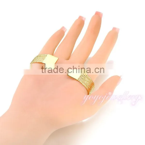 Wholesale Handlet Palm Cuff Bangle photo-4