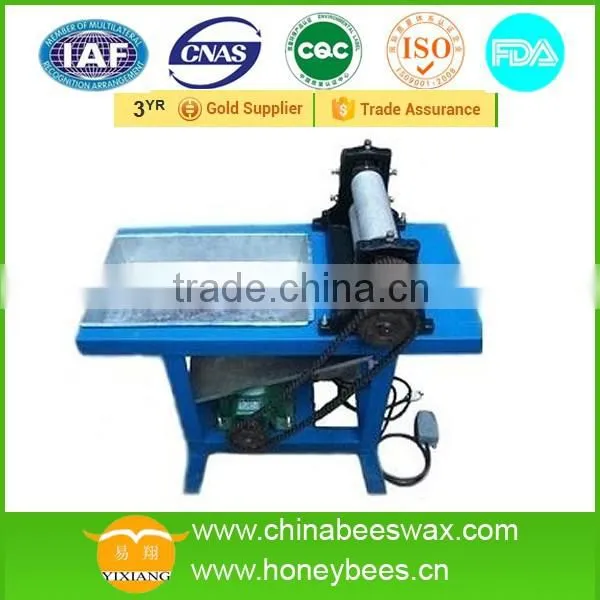 Factory Supply for Bee Comb Beeswax Foundation Manual Coining Mill Machine photo-2