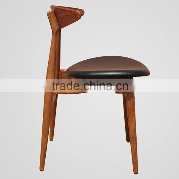 Replica Hans Wegner Solid Wood Chair photo-3