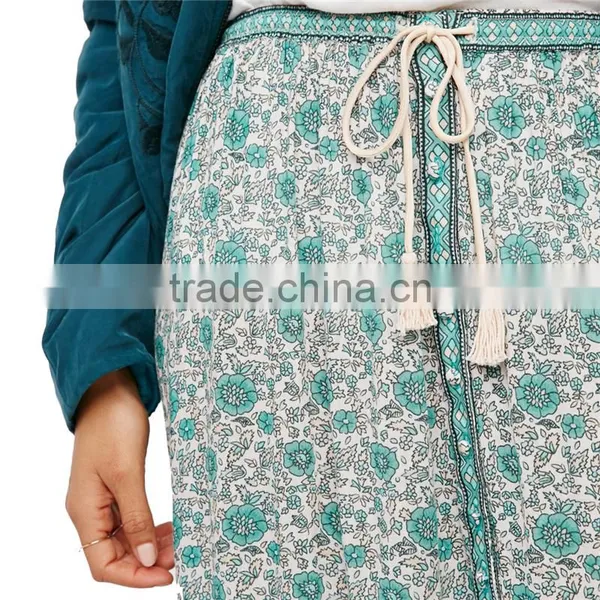 2017 OEM Semi-sheer Bohemian Printed Long Skirts for Women photo-5