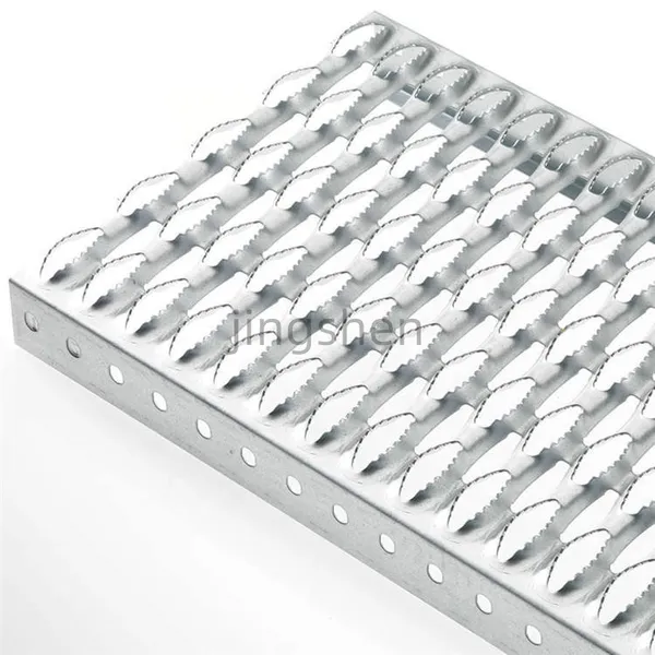 Professional Factory Serrated Steel Grating Crocodile Mouth Plate Anti-skid Plate Used in Stair Safety Stair Tread Grating photo-5