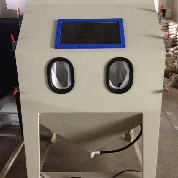 Bingteng Machinery Van-type Manual Sandblasting Machine Bt9060 Lifetime After-sales Service