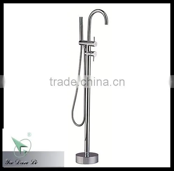 Italian Style Modern Design Brass Bath Filler Floor Mounted Bathtub Faucet photo-4