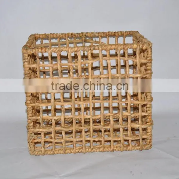 Water Hyacinth Storage Basket With Iron Frame photo-5