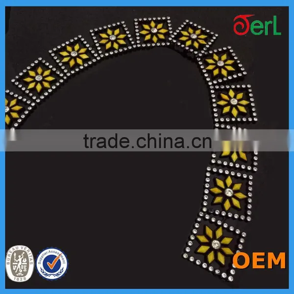 Attractive Rhinestone Plastic Trimming for Curtain photo-2