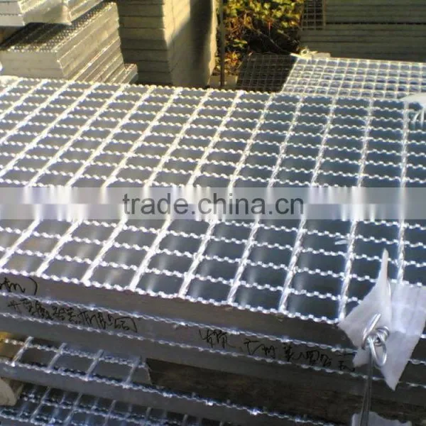 Galvanized Metal Tree Grates photo-5