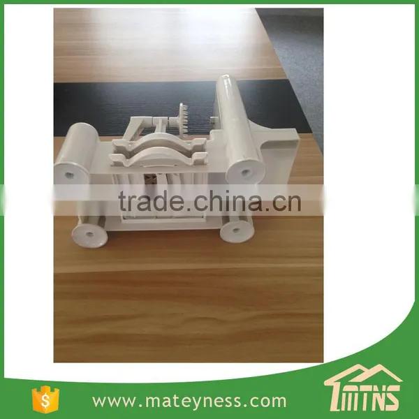 Tri-blade Plastic Spiral Vegetable Slicer photo-4