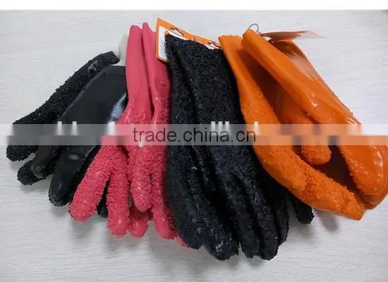 DDSAFETY Hot Sale PVC Gloves Black PVC Rough Chip On The Palm Back Safety Gloves photo-3
