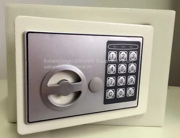Mini Size Electronic Safe With Keys for Backup photo-2