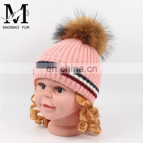 High Quality Knitted Winter Hat With Pompon For Women