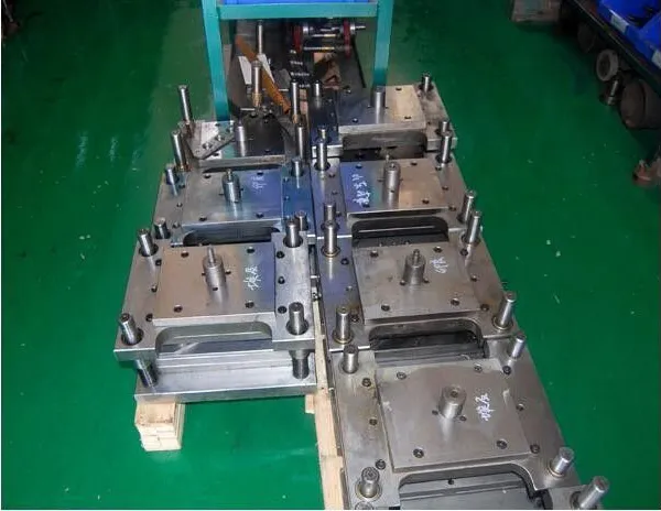 16ton Punch Machine With Mold for Flip off Seal Caps photo-5