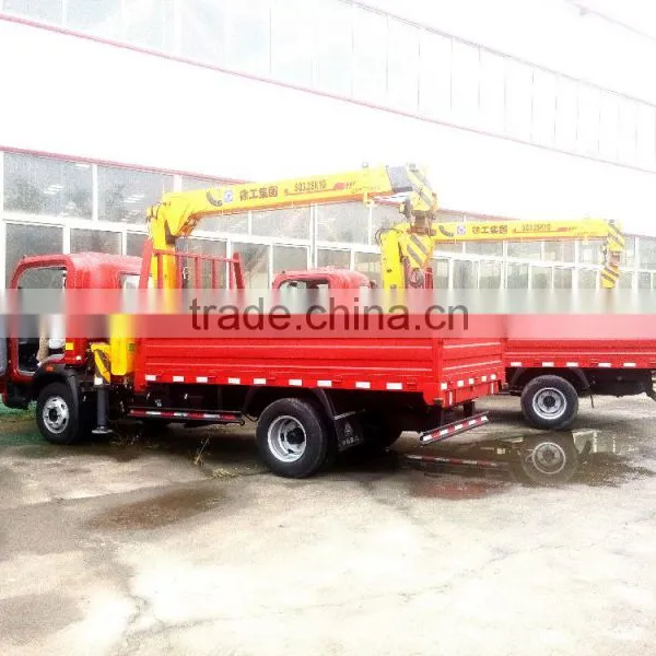 2015 New Style 4*2 Howo Llight Truck With Brick Crane for Sale Made in China