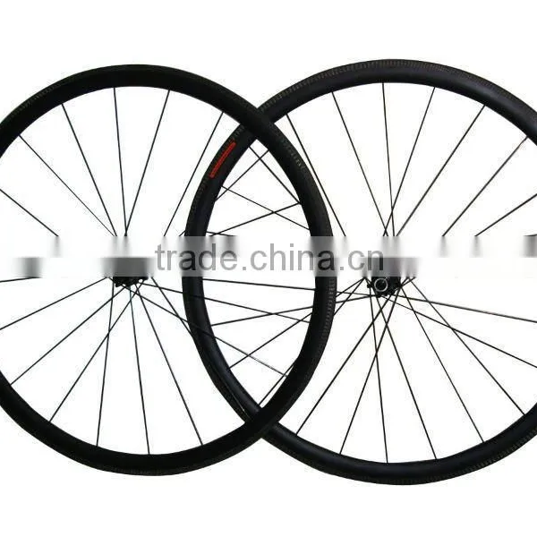 Full Carbon Light and High Performance Carbon Wheel Tubular32mm