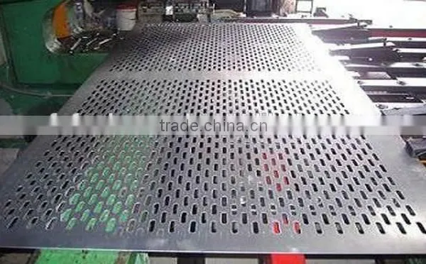 Aluminum Decorative Perforated Metal Sheet / Punched Metal Mesh photo-4