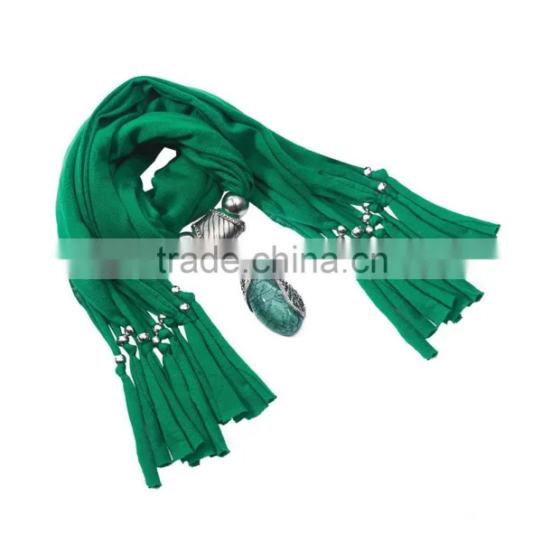 2016 New Design Metal Heart Shaped Pendant Scarf photo-4
