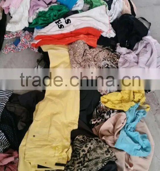 GZY 2015 Hot Sale Fashion Mixed Used Clothing in Canada photo-2