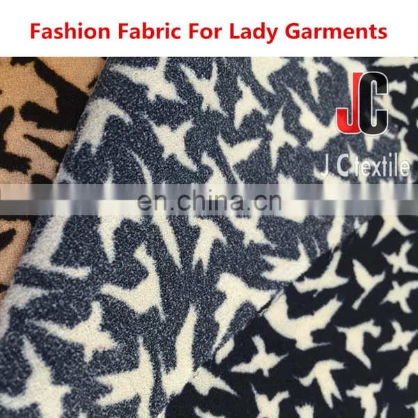 Wholesale High Quality Raw Polyester Fabric Slip Soft Dyed Moss Crepe Knit Fabric photo-3
