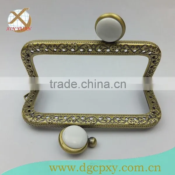 2015 Latest Metal Frame for Purse With Coins White Gems photo-2