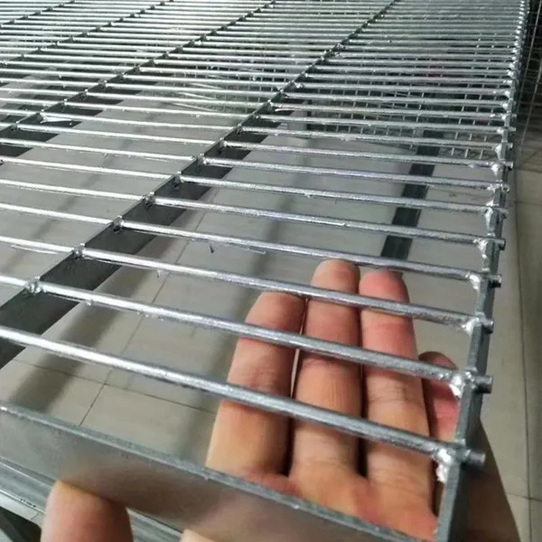 Heavy-Duty Stainless Steel Grating for Inspection Stairs and Walkways photo-5